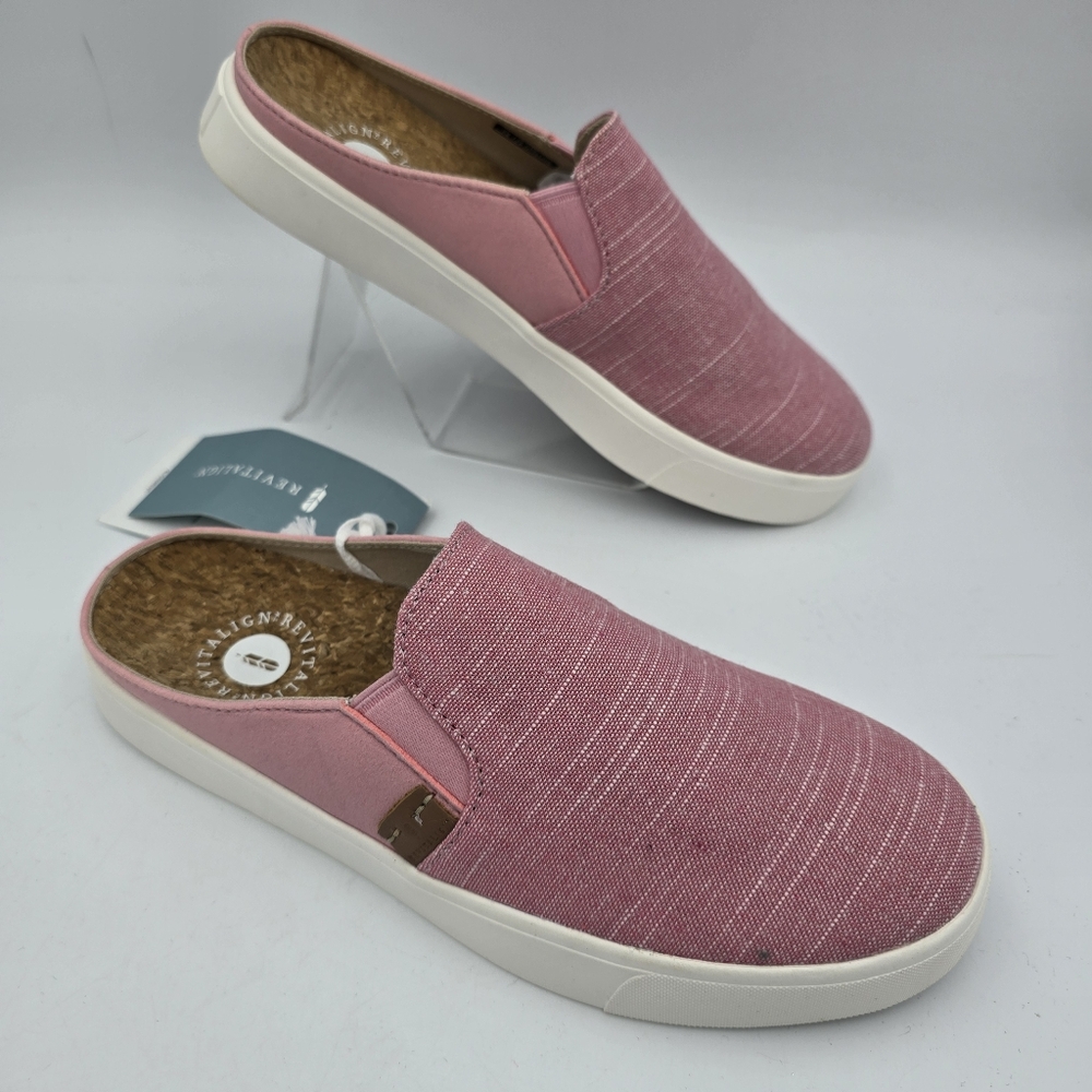 NWT Revitalign Esplande Tex Canvas Slip-On Clogs, Pen Red (Pink), Women's 7B - Picture 1 of 16